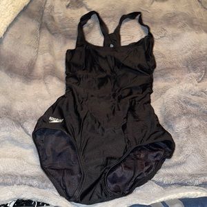 Speedo One Piece Swimsuit Size 8